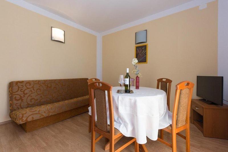 Marija F4 Apartment Krk Town Dış mekan fotoğraf