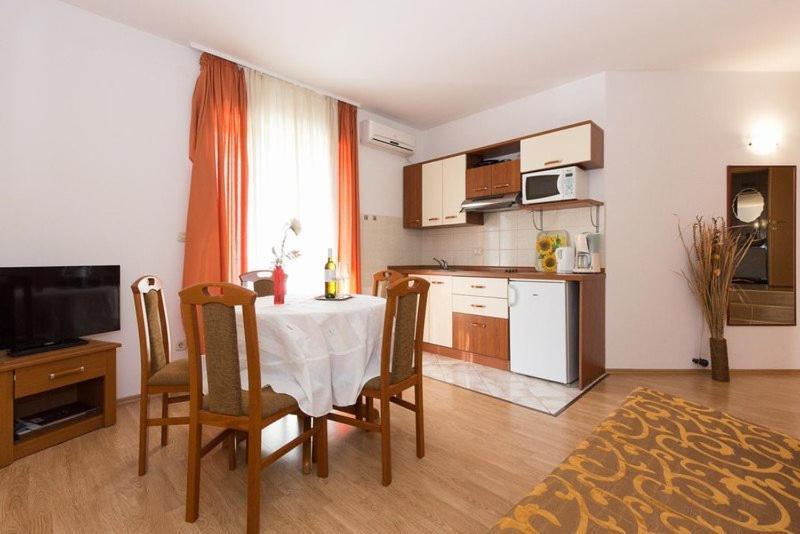 Marija F4 Apartment Krk Town Dış mekan fotoğraf